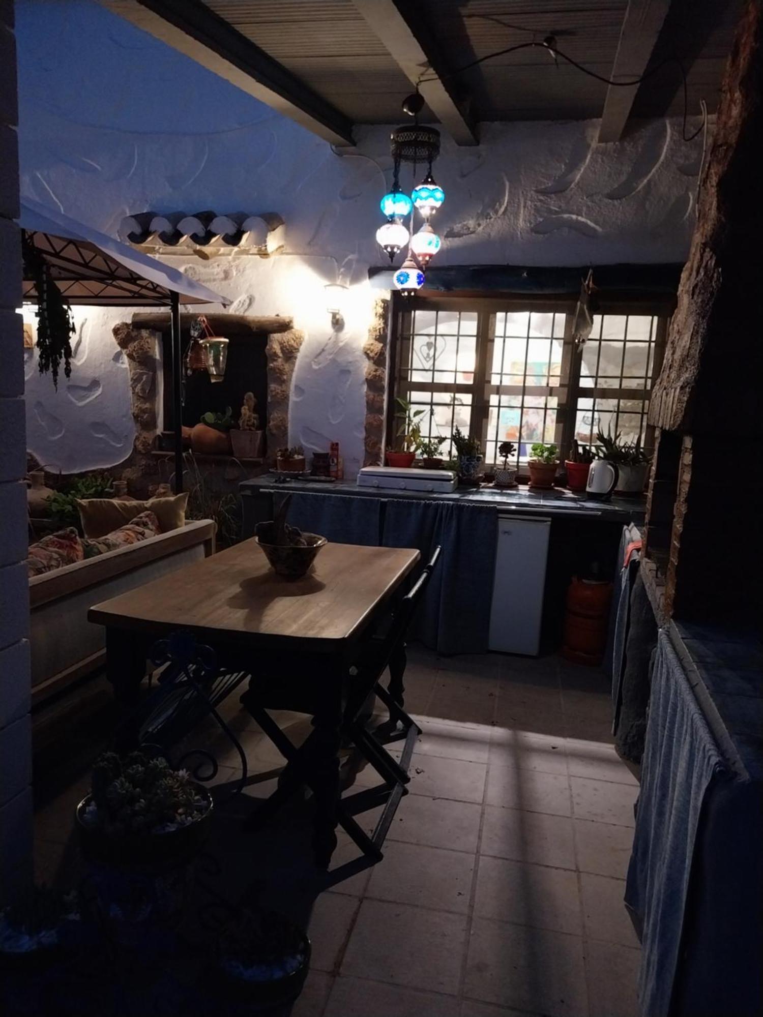 Bed and Breakfast The Cave Of Dreams Баса Номер фото